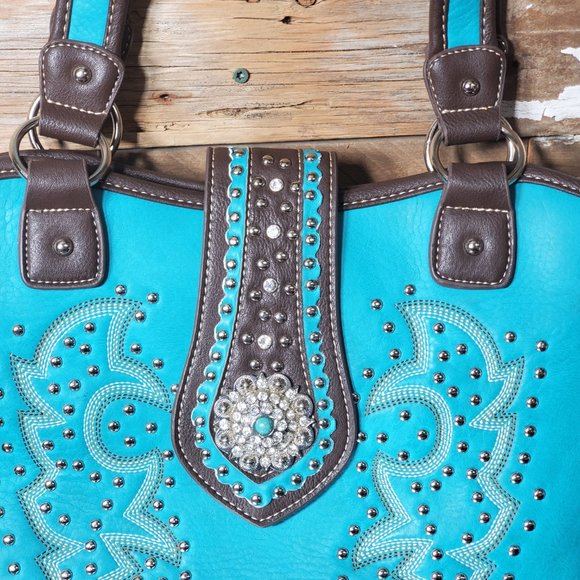 Conceal Carry Handbag-Western Style, Rinestone, Crystal, Embroidery Accents - Picture 4 of 13